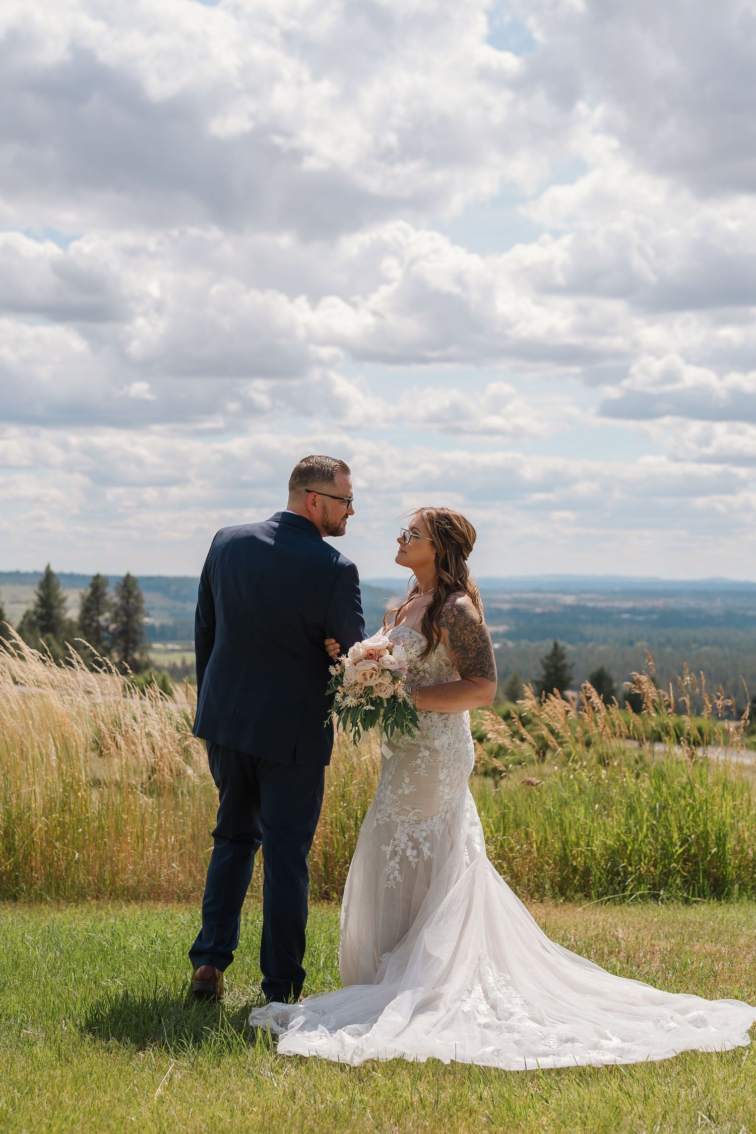 Wedding couple portraits in Spokane, Washington. Wedding photography for Spokane, Washington and Pacific northwest couples.
