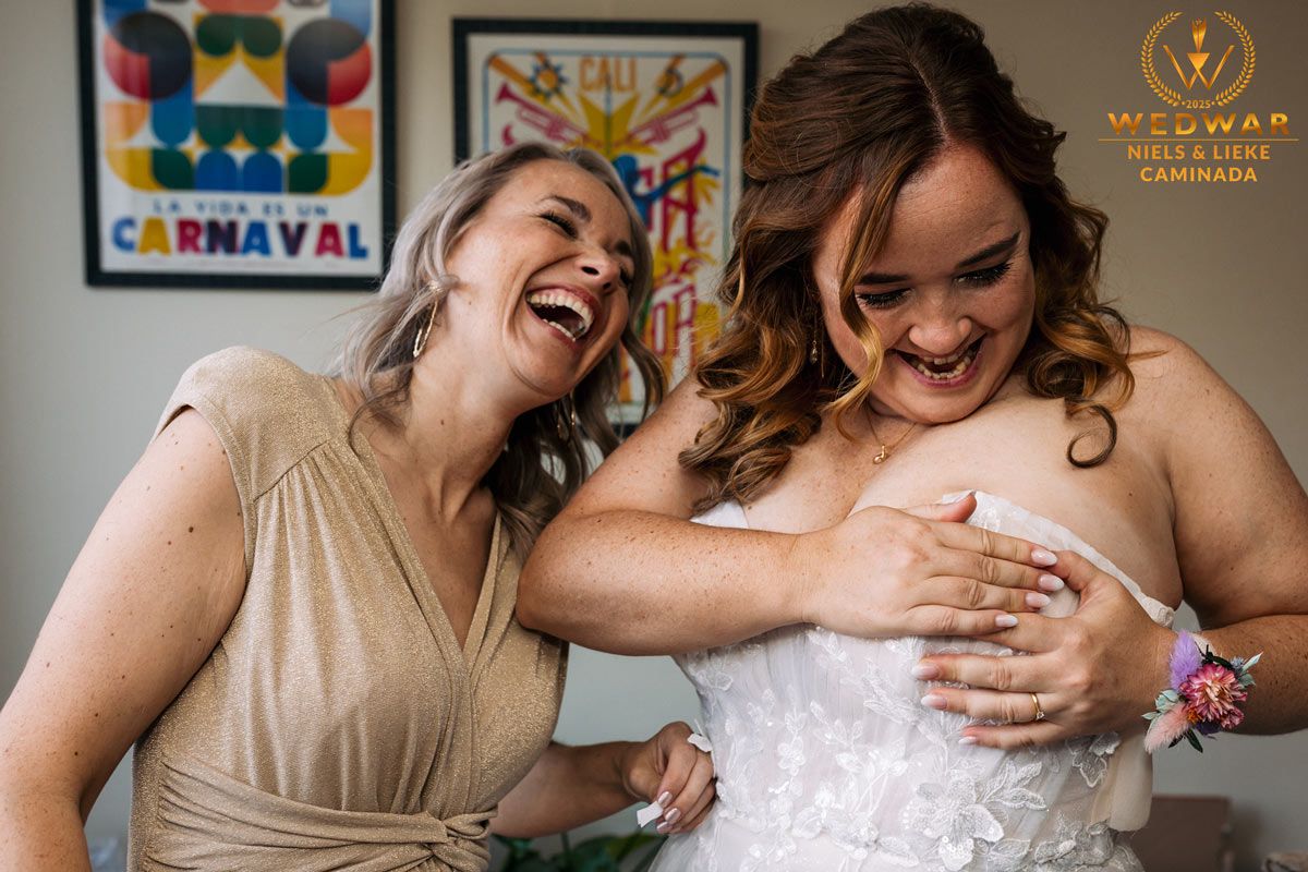 wedwar award winning wedding photography fun