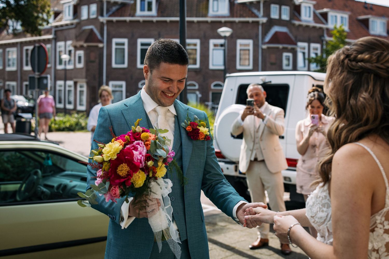first look in leiden trouwen bruidspaar