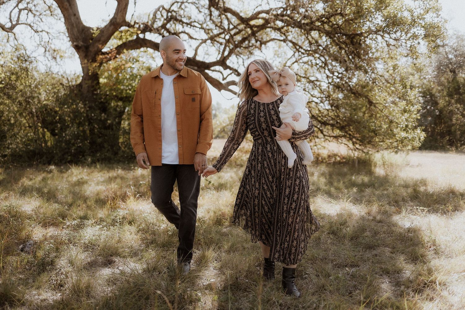 family, south austin park, outdoors, candid