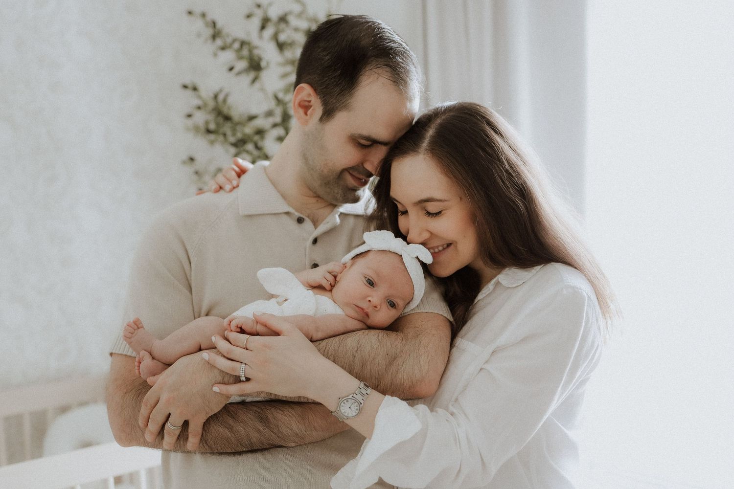 mom, dad and newborn baby girl, lifestyle photography, in-home, family