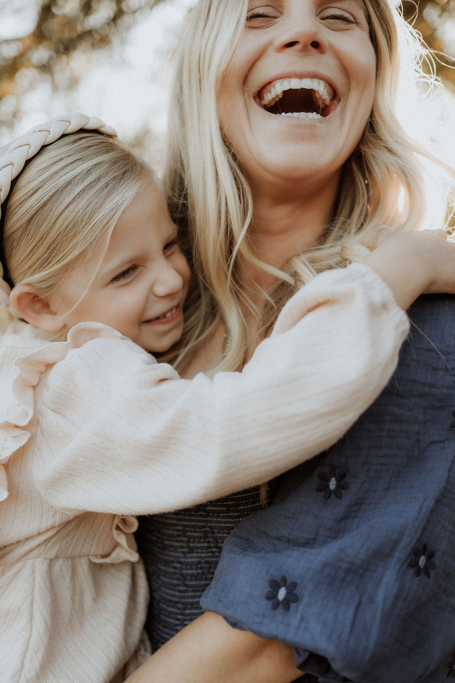 mother and daughter candid photography south austin park