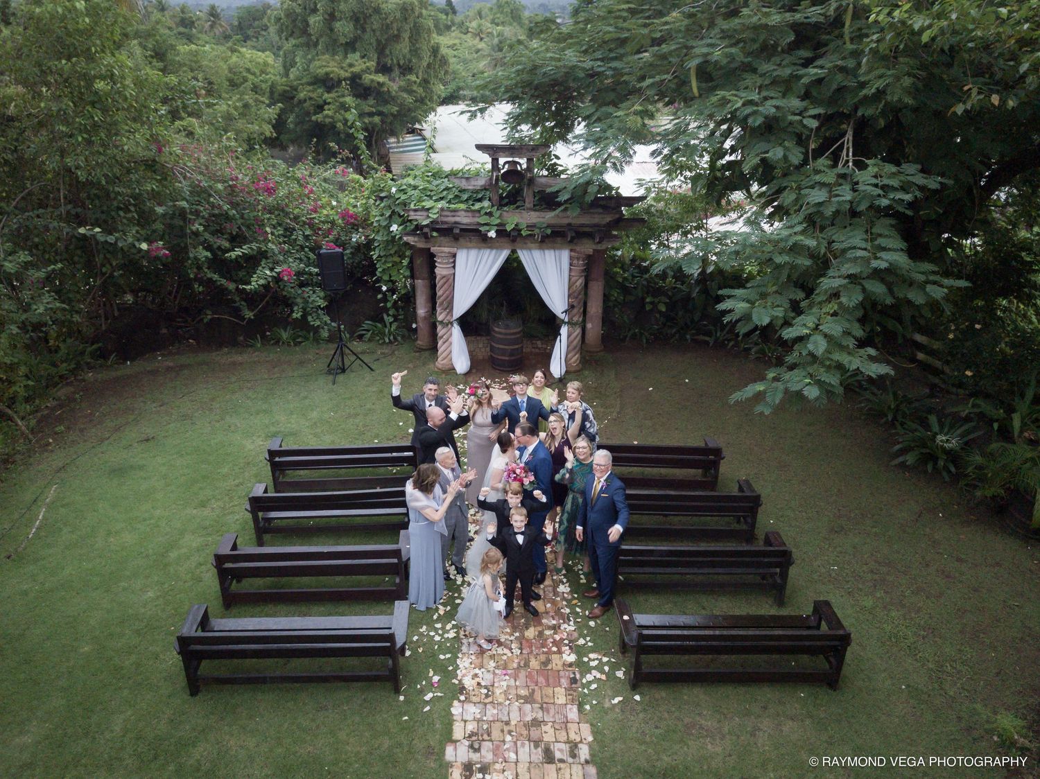 Aerial view wedding ceremony at Hacienda Siesta Alegre Rio Grande Puerto Rico — Raymond Vega