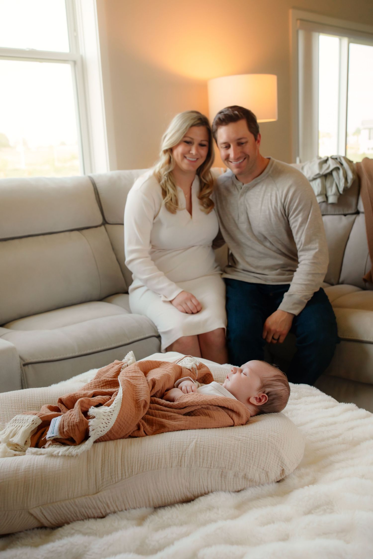 Carver, Minnesota in home family and newborn photography with Willow & Wren Photography.