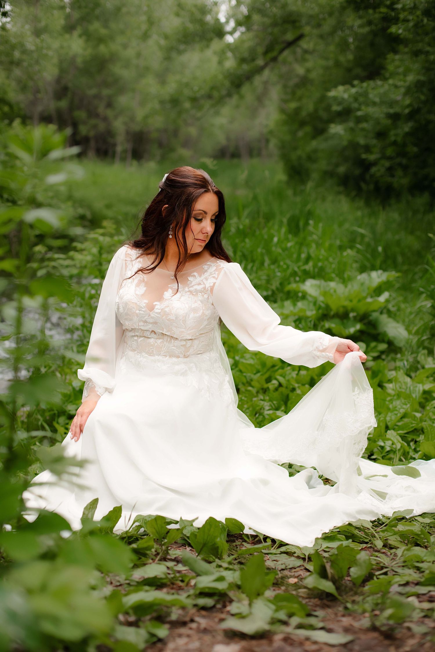 Alexandria, Minnesota Wedding Photography  by Willow & Wren Photography.  Bridal photography.