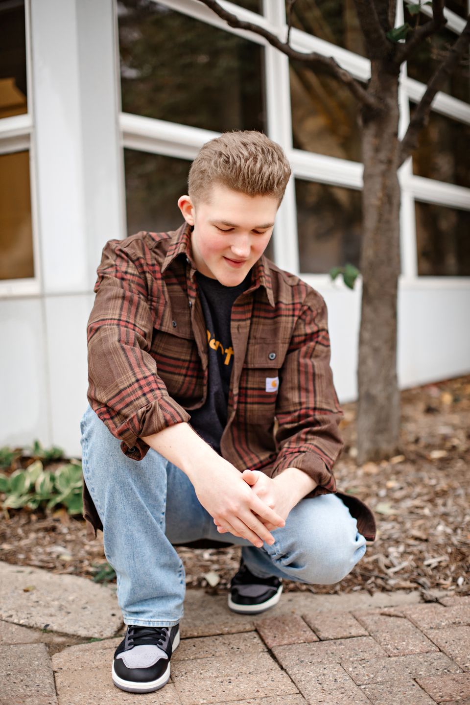 High school senior photography by Willow & Wren Photography in Chaska, Minnesota.