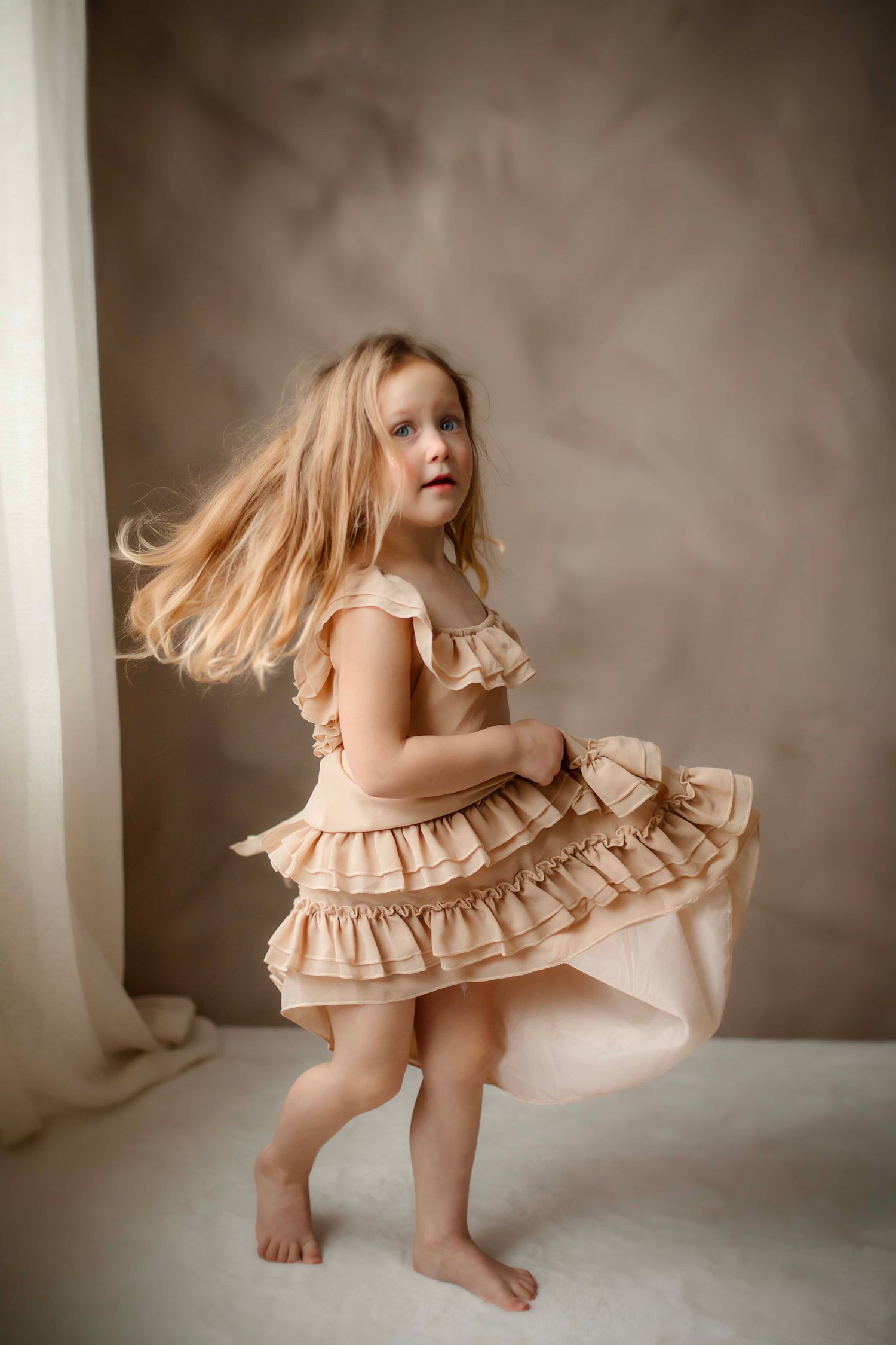 Willow & Wren Photography studio in Chaska, Minnesota. Portrait photography.