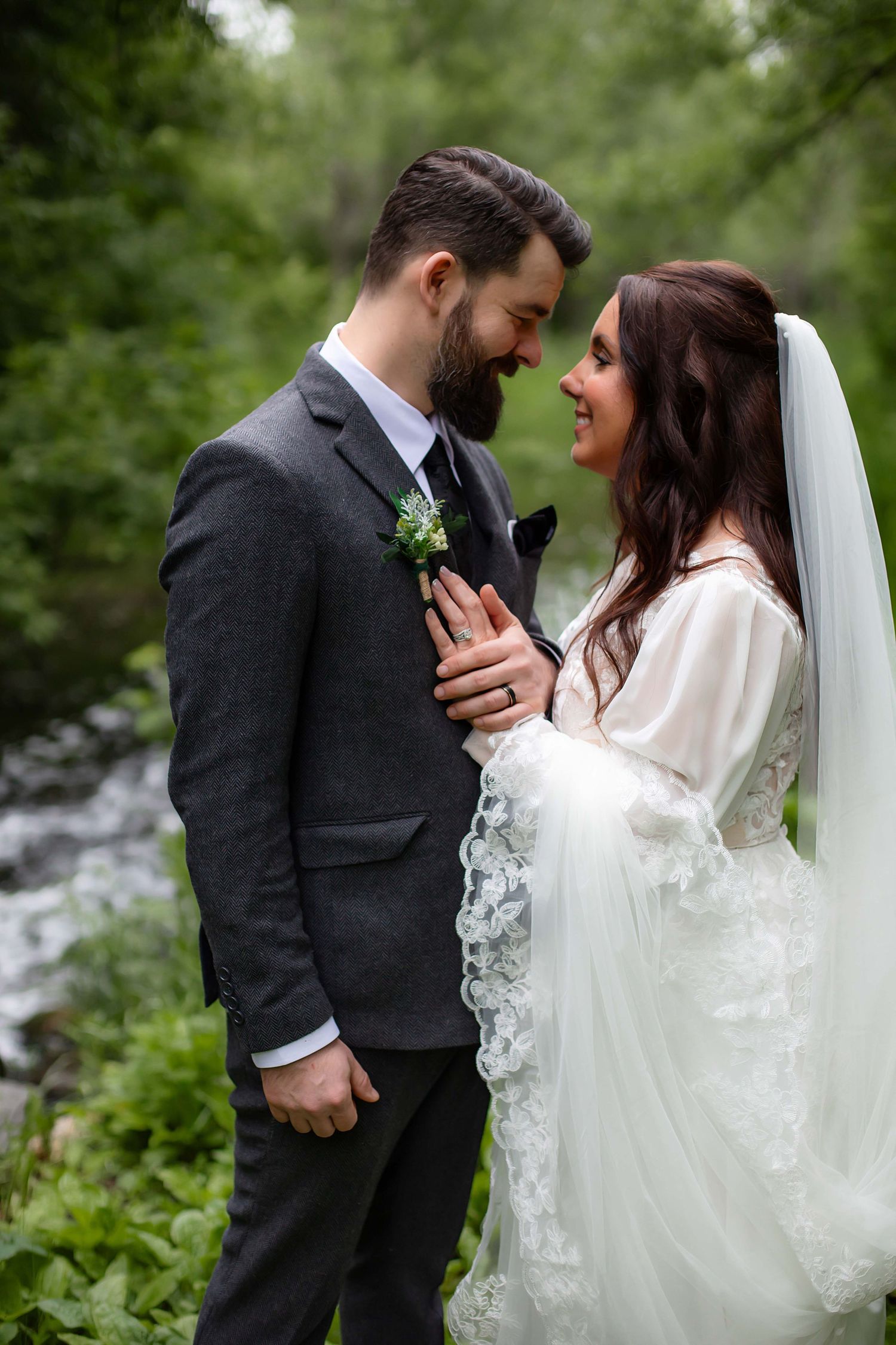 Newlywed couple. Alexandria, Minnesota Wedding Photography  by Willow & Wren Photography.  Intimate and small wedding photography.