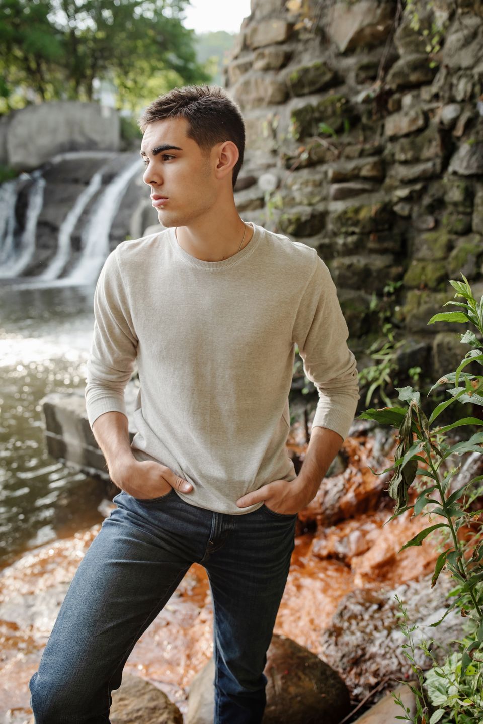 High school senior photography by Willow & Wren Photography in Jordan, Minnesota.