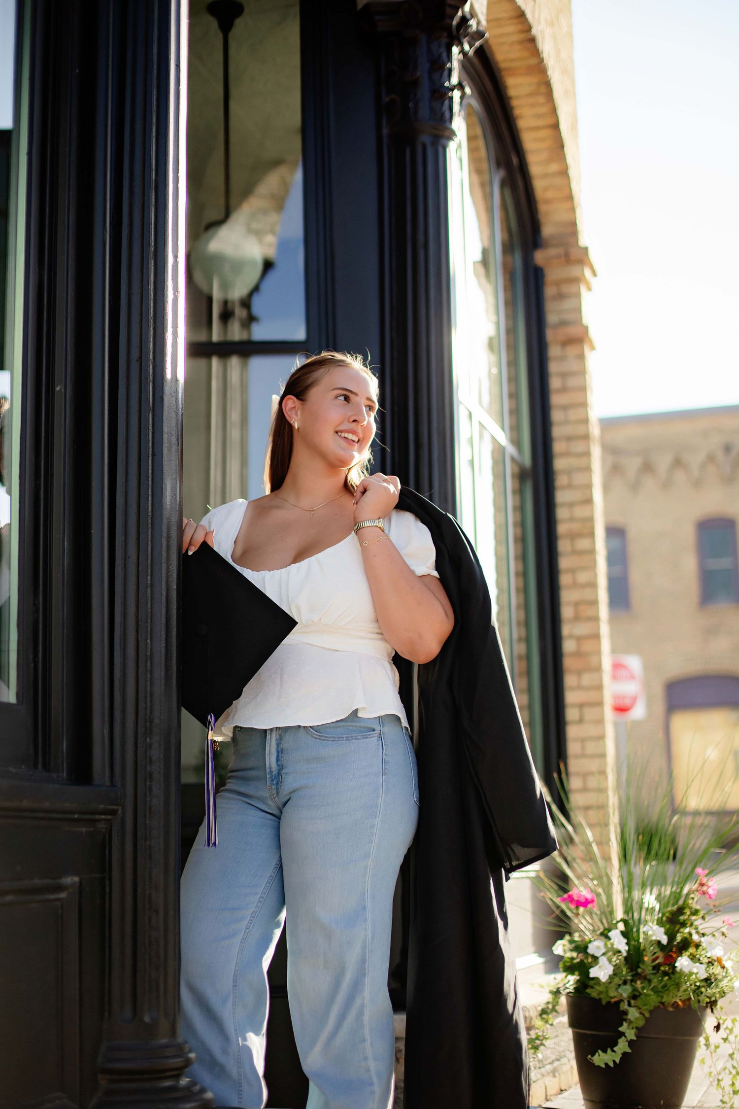 Minnesota High School Senior Photography with Willow & Wren Photography.  Downtown Chaska, Minnesota