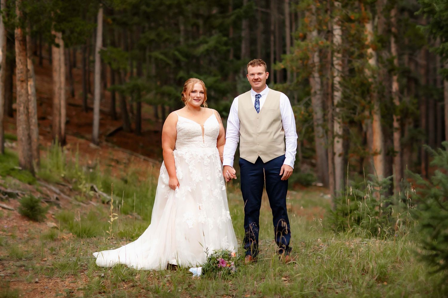 Willow & Wren Photography destination wedding in Colorado. Mountain wedding photography. Destination Wedding.