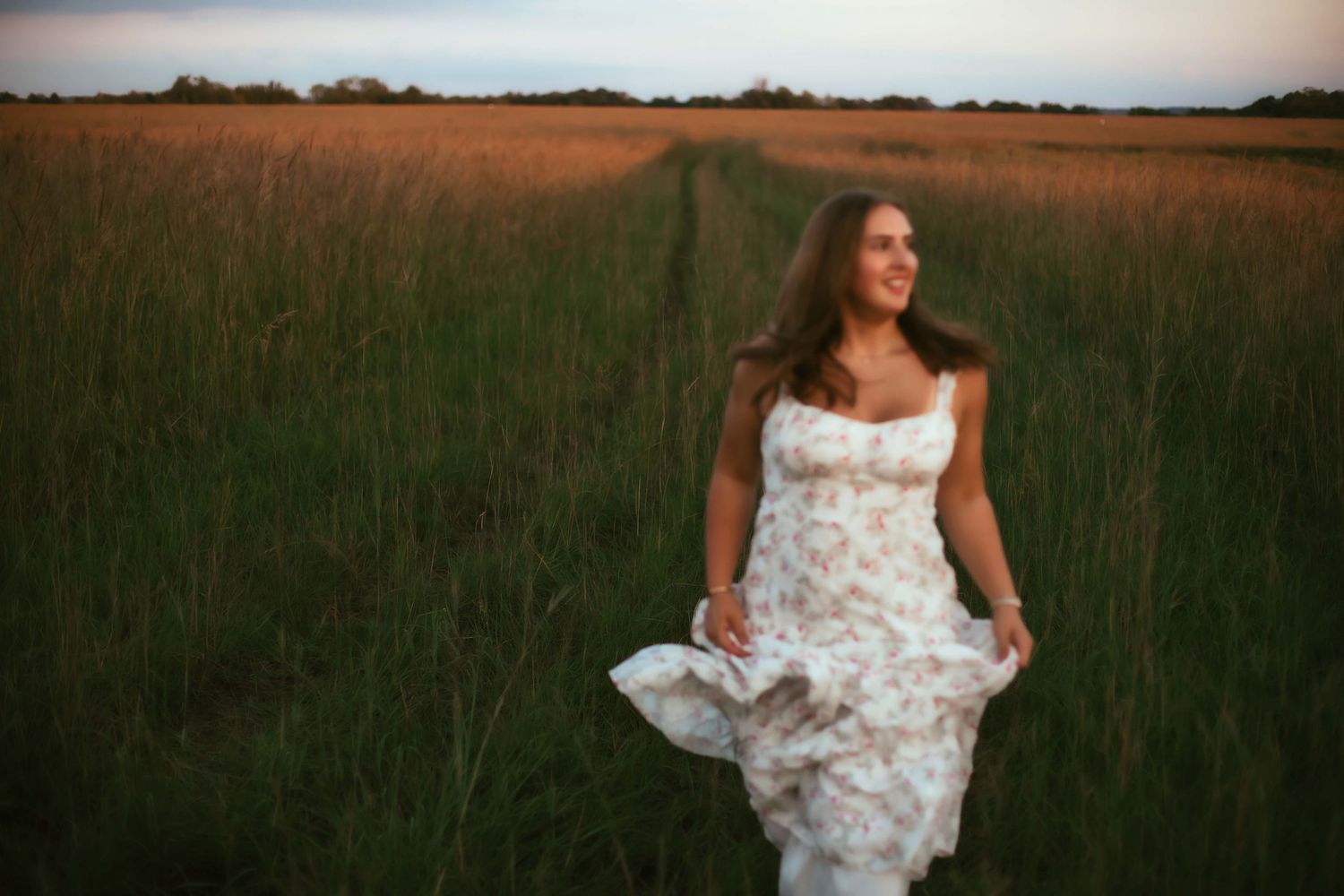 Minnesota High School Senior Photography with Willow & Wren Photography.