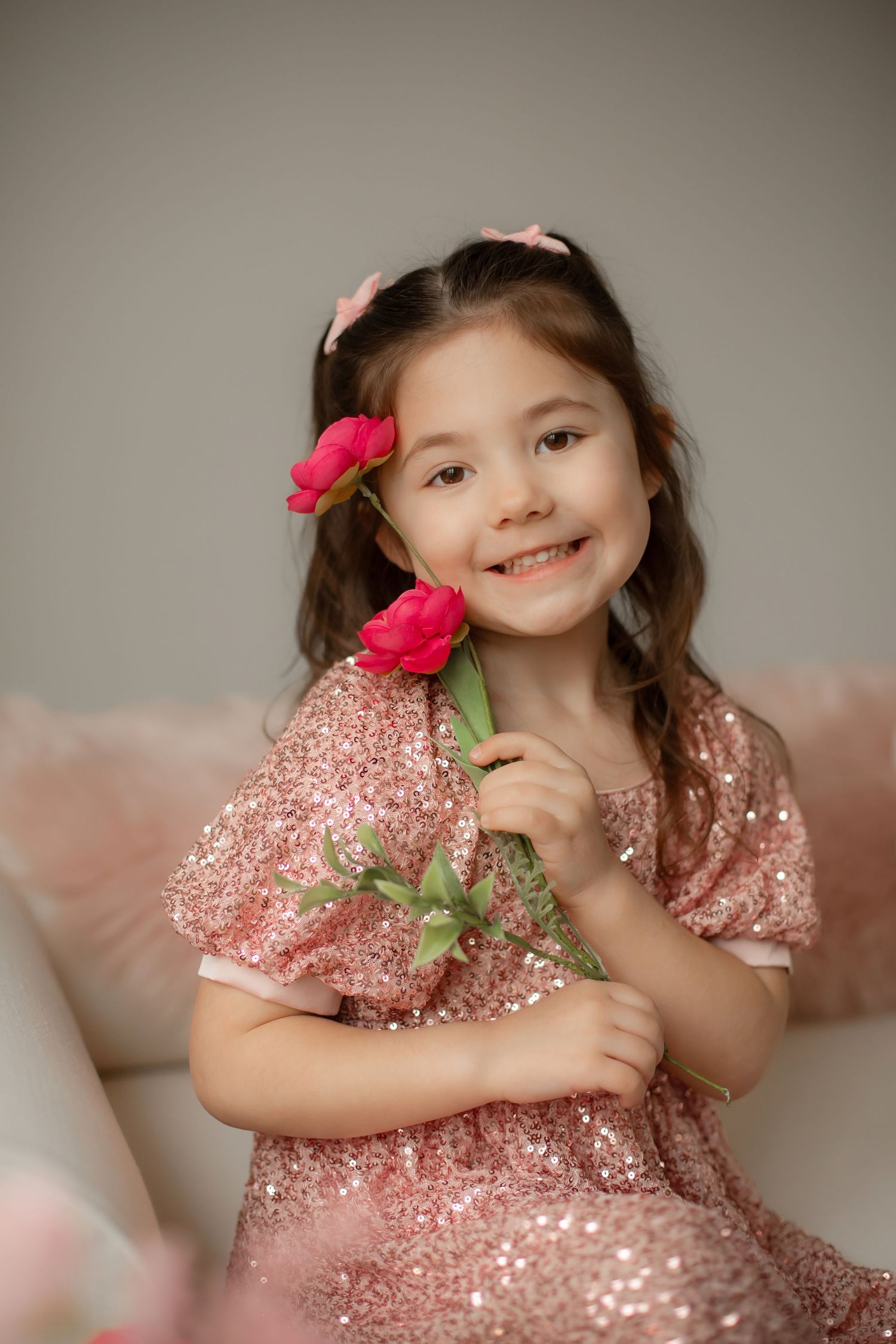 Willow & Wren Photography studio in Chaska, MN.  5 year old photography portrait session.