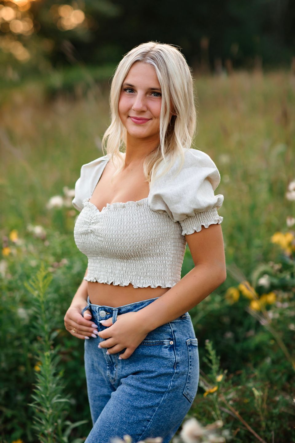 High school senior photography by Willow & Wren Photography in Waconia, Minnesota.  Waconia Minnesota High School Photography.