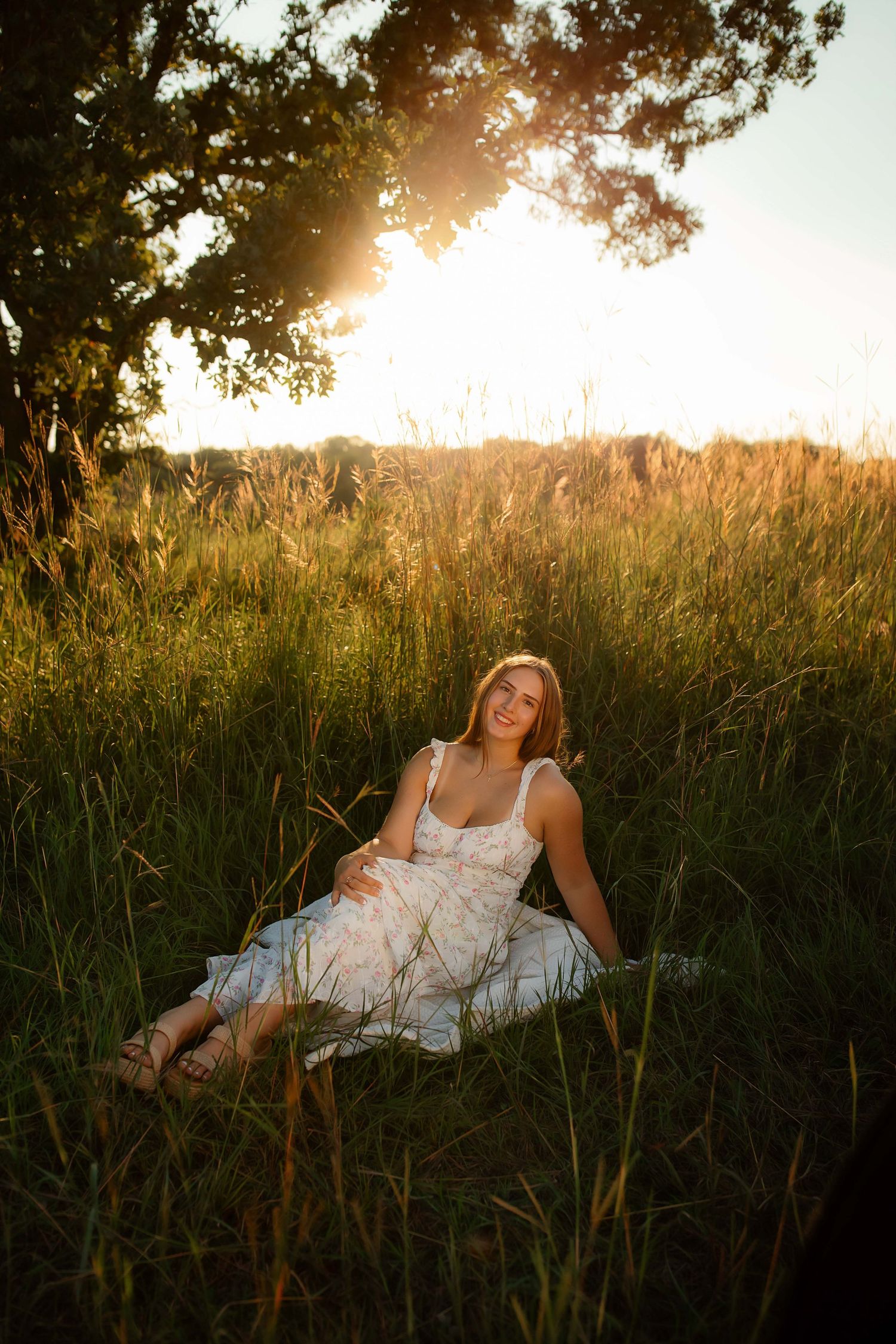 Minnesota High School Senior Photography with Willow & Wren Photography.  Nature and sunset in Minnesota