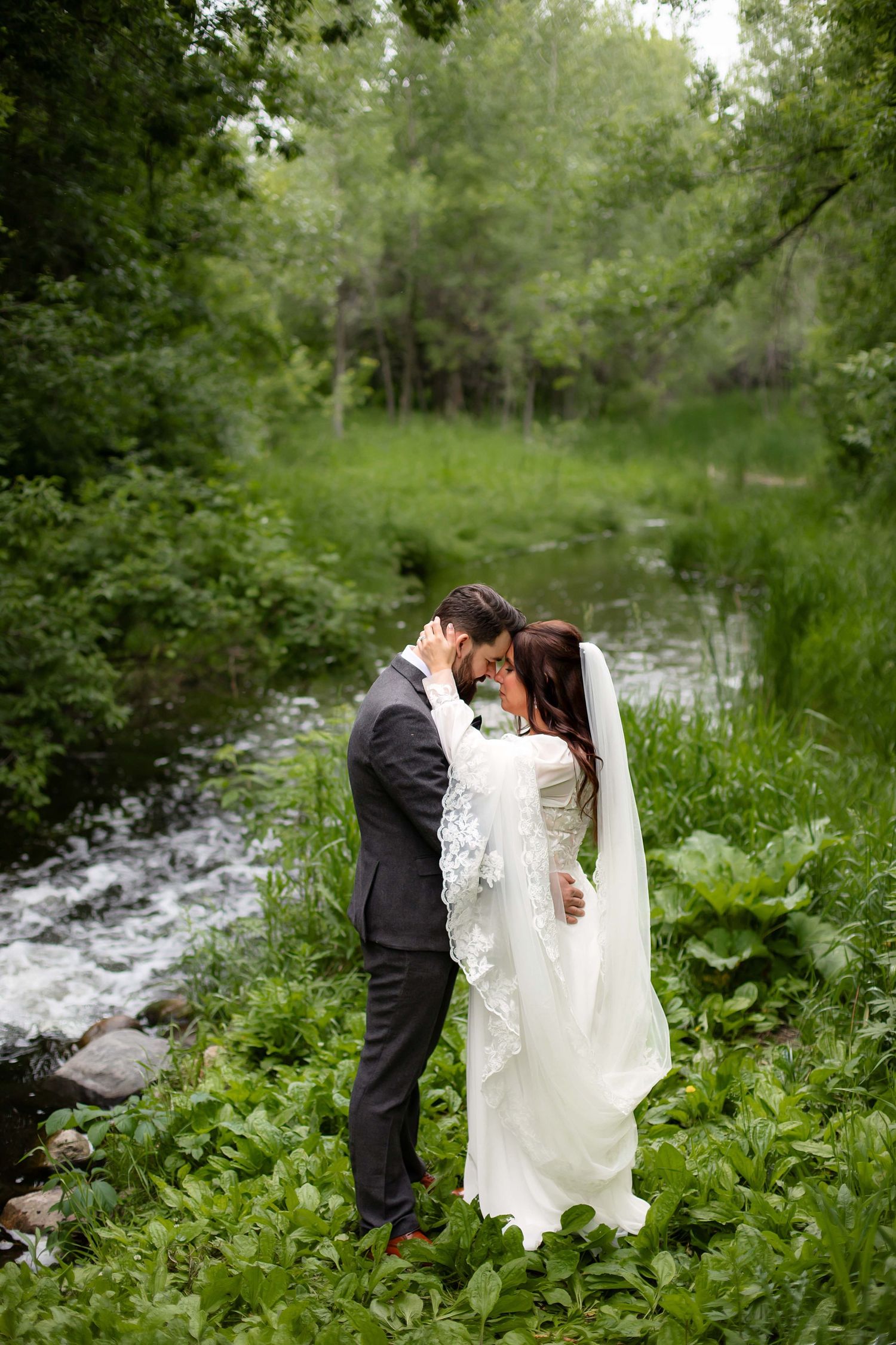 Newlywed couple. Alexandria, Minnesota Wedding Photography  by Willow & Wren Photography.  Intimate wedding photography.