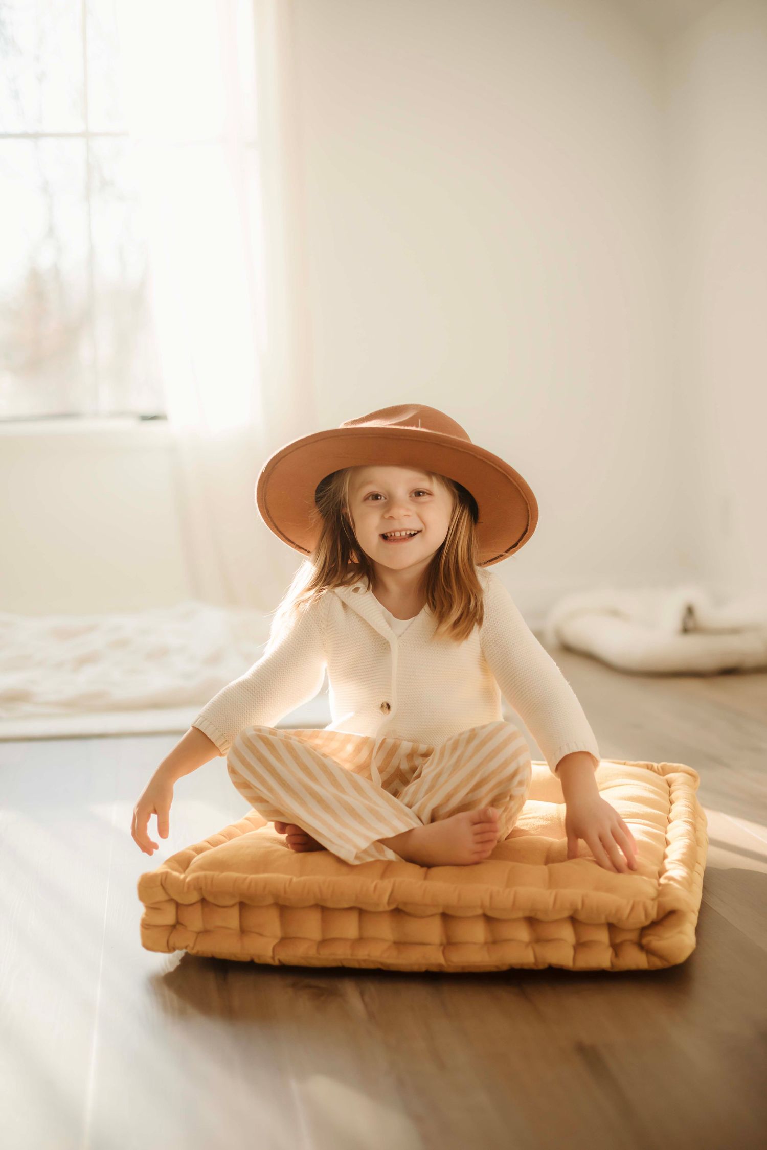 Simple portraits with Willow & Wren Photography in her home studio in Chaska, Minnesota