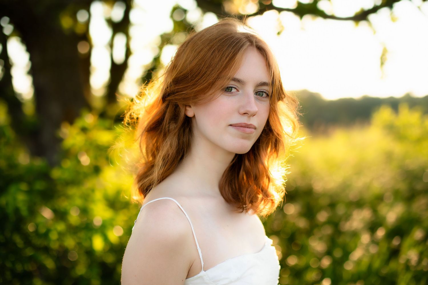 High School senior girl photography by Willow & Wren Photography in Chaska, Minnesota.
