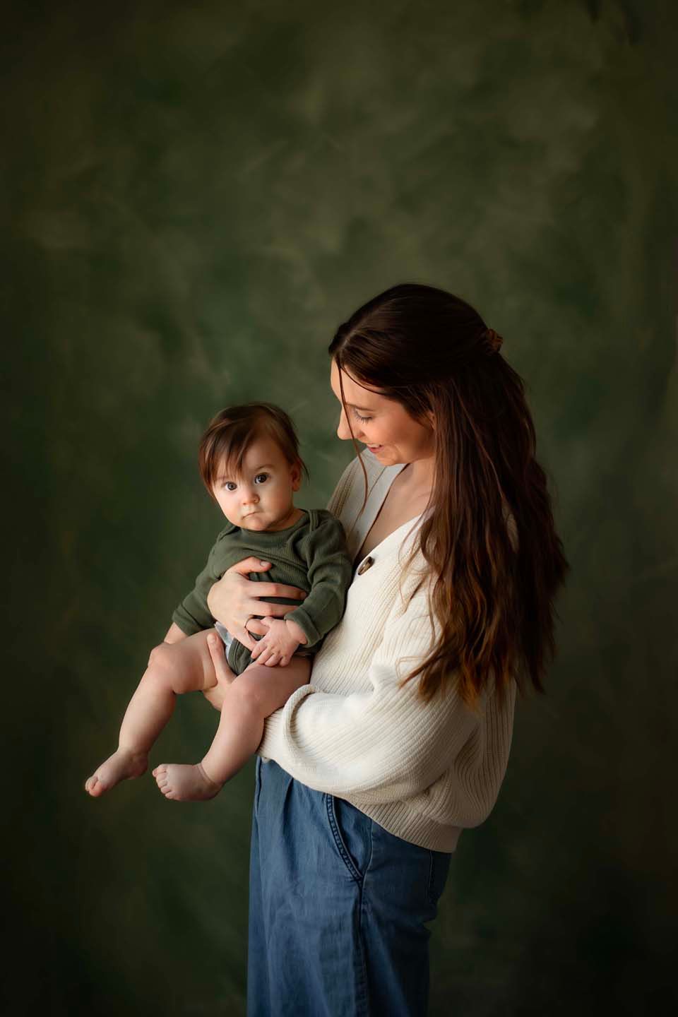 Willow & Wren Photography. Toddler and child photography. Photography studio in Chaska, Minnesota.