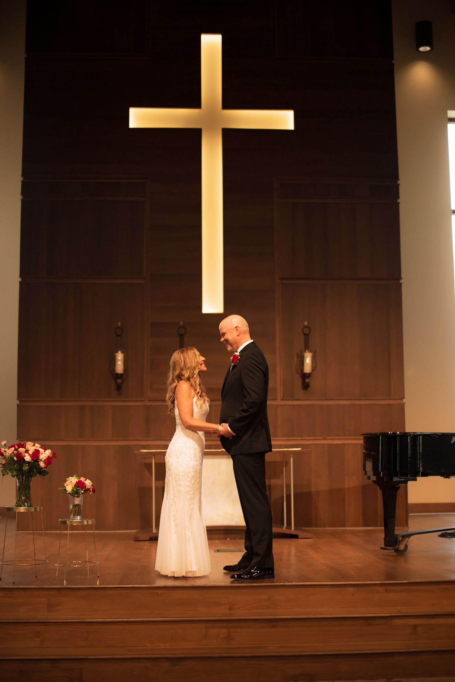 Willow & Wren Photography. Small intimate wedding photography in Eden Prairie, Minnesota.