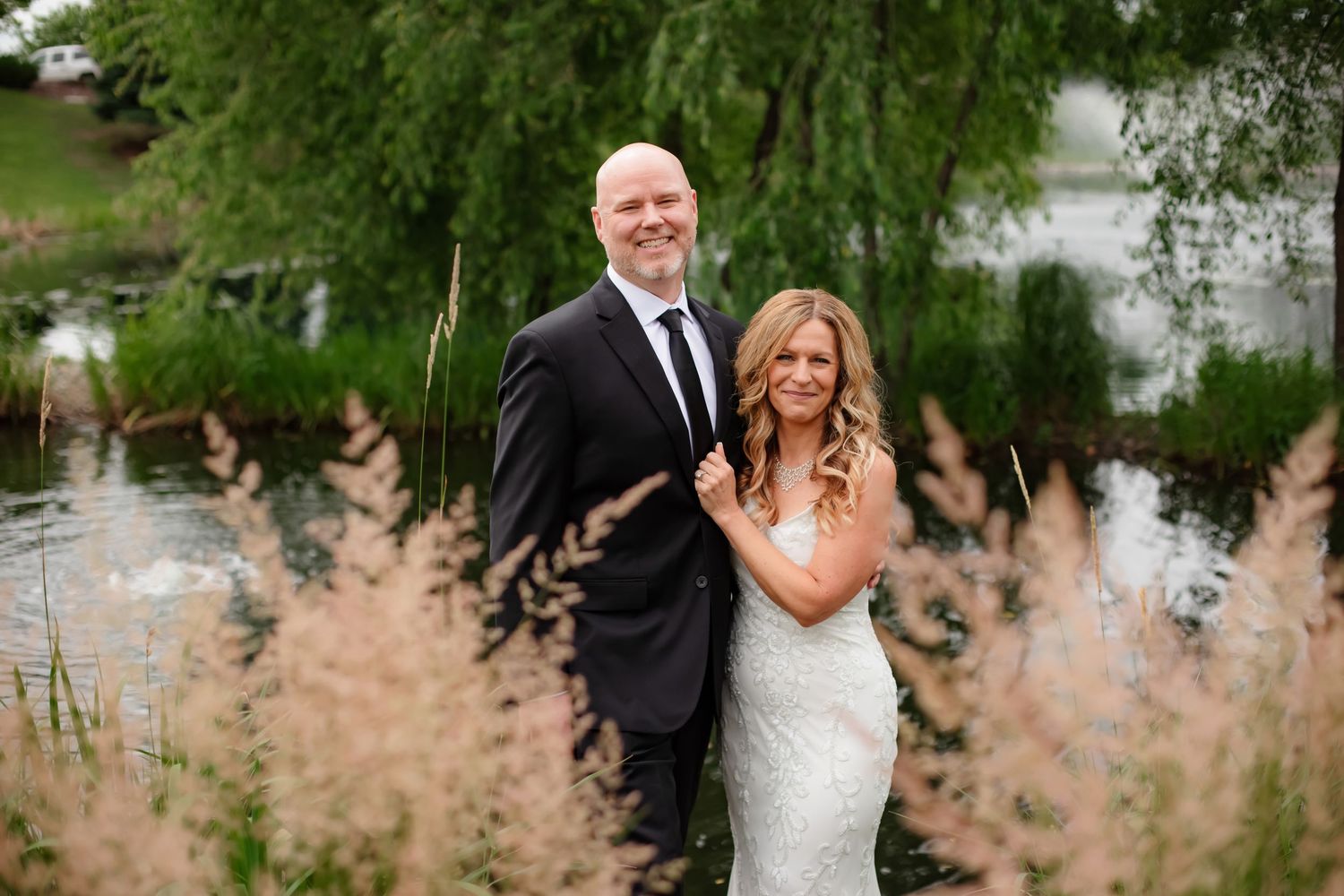 Willow & Wren Photography. Small intimate wedding photography in Eden Prairie, Minnesota.