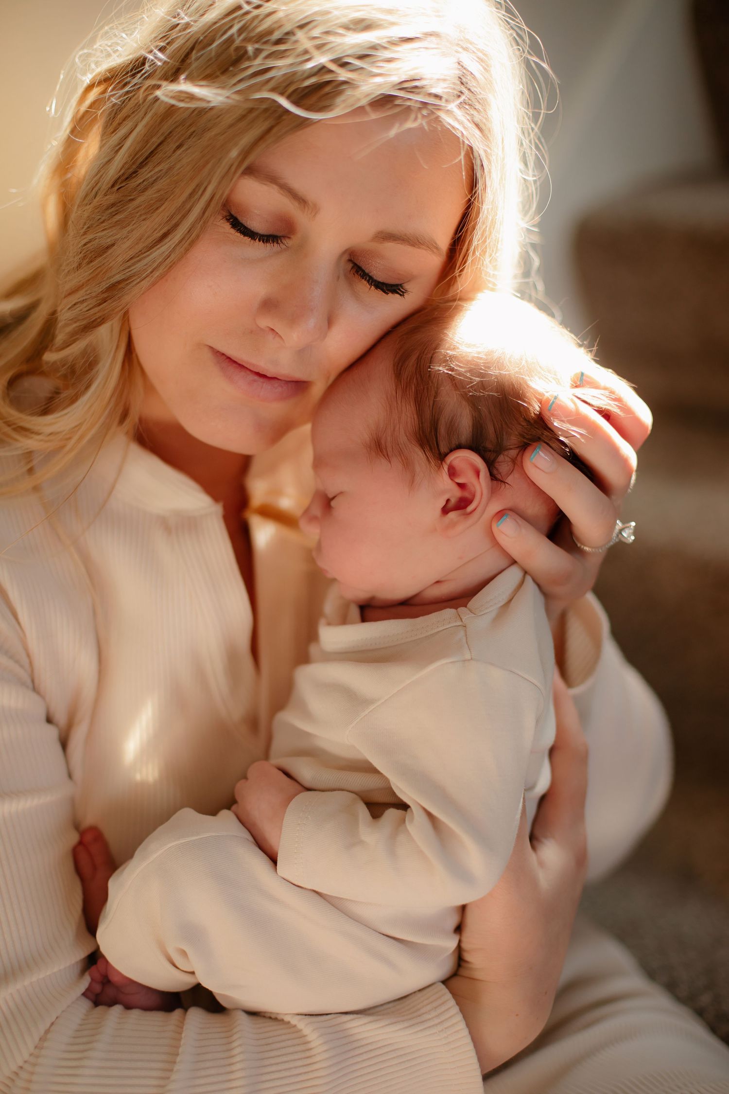 Carver, Minnesota in home family and newborn photography with Willow & Wren Photography.