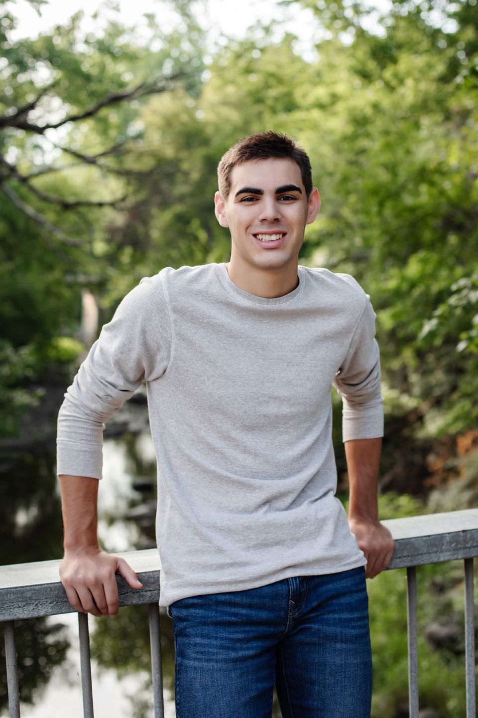 High school senior photography by Willow & Wren Photography in Jordan, Minnesota.