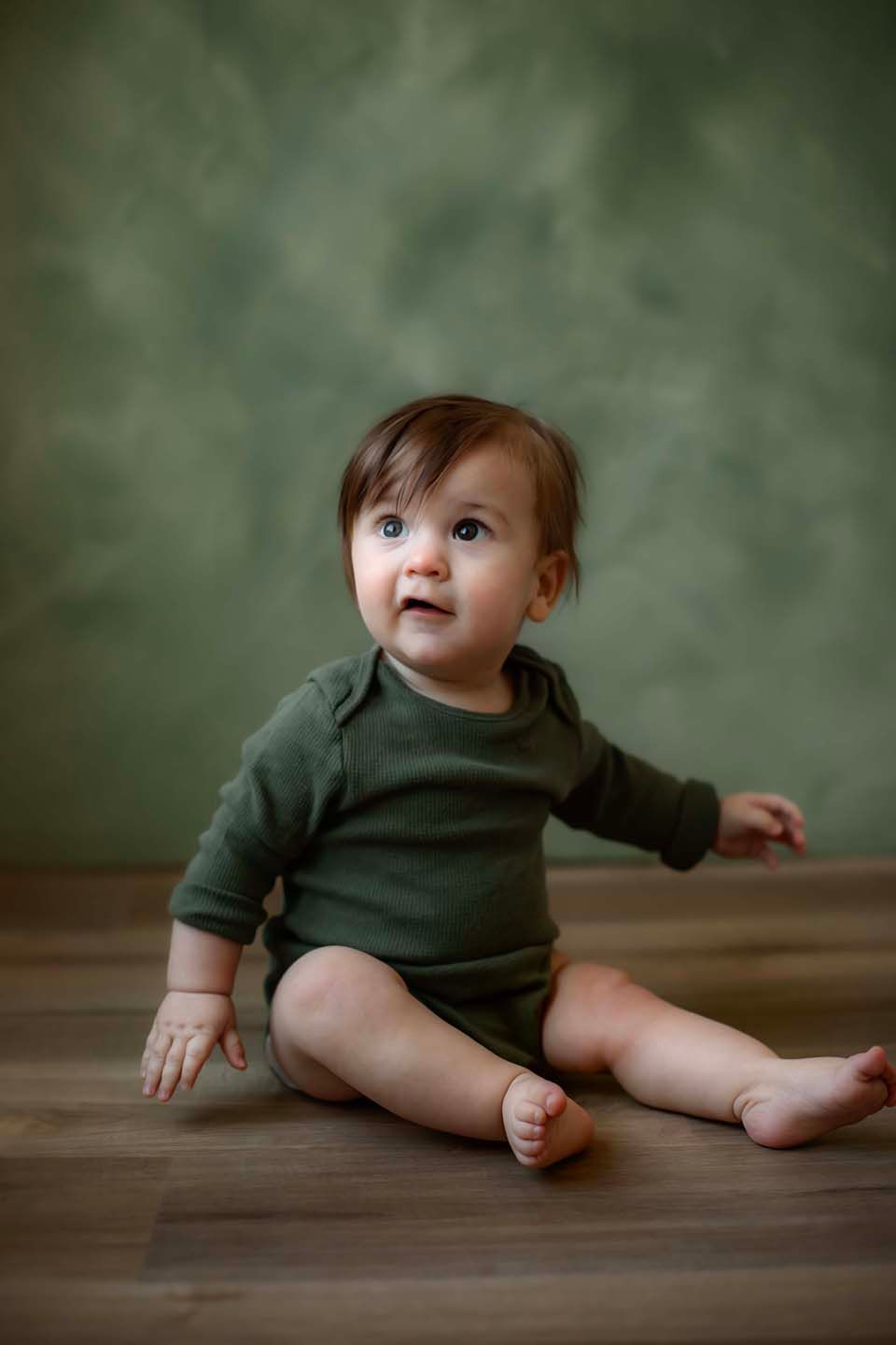 Willow & Wren Photography. Toddler and child photography. Photography studio in Chaska, Minnesota.