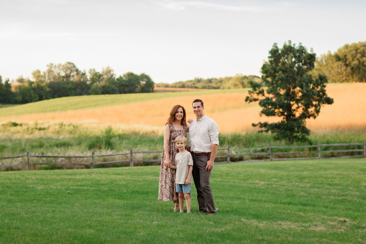 Medina, Minnesota family photography by Willow & Wren Photography.