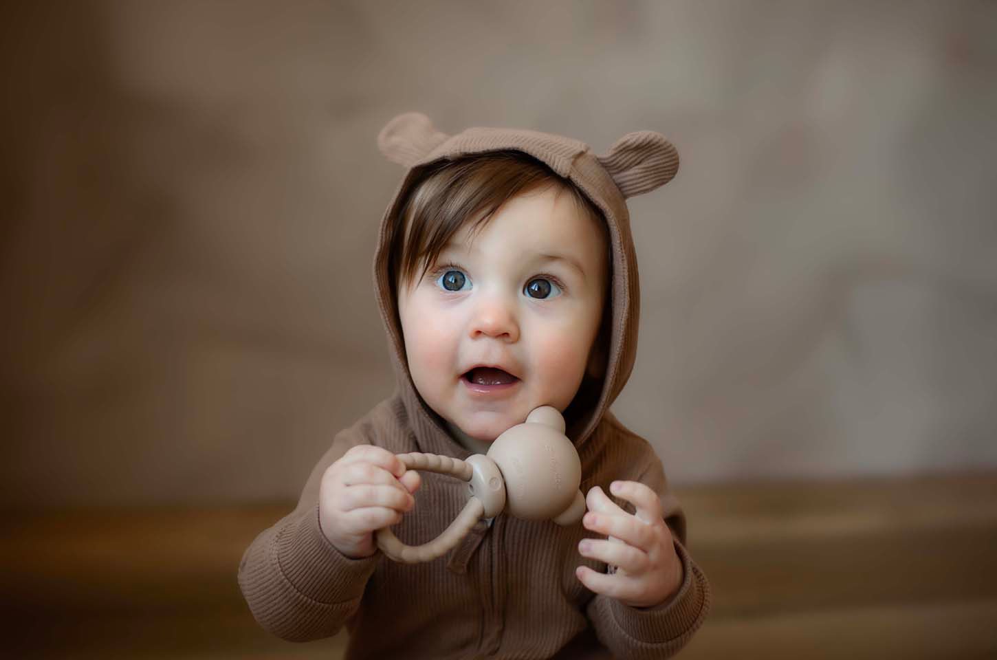 Willow & Wren Photography studio in Chaska, Minnesota. Portrait photography.  Hand painted backdrop by Wendy with Willow & Wren Photography.