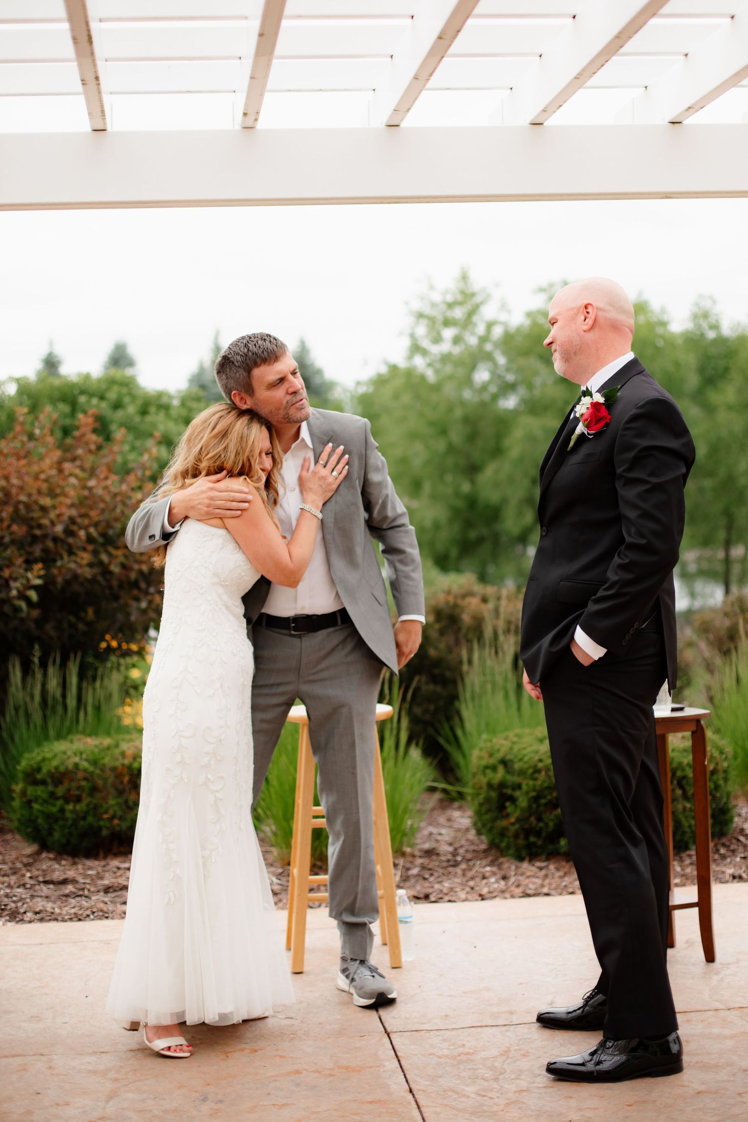 Willow & Wren Photography. Small intimate wedding photography in Eden Prairie, Minnesota.