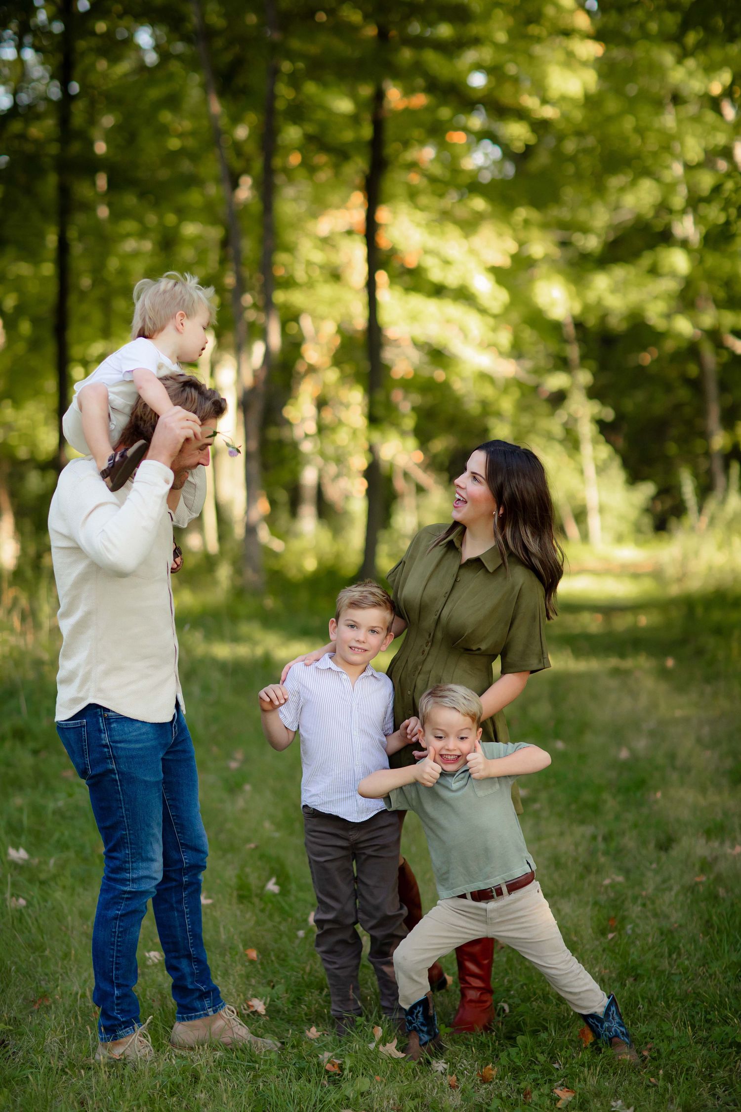 Family photography portraits in Medina, Minnesota by Willow & Wren Photography.