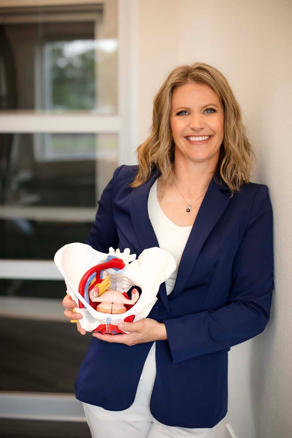 Professional businesswoman. Confident and clean business portraits by Willow & Wren Photography in Chanhassen, Minnesota.