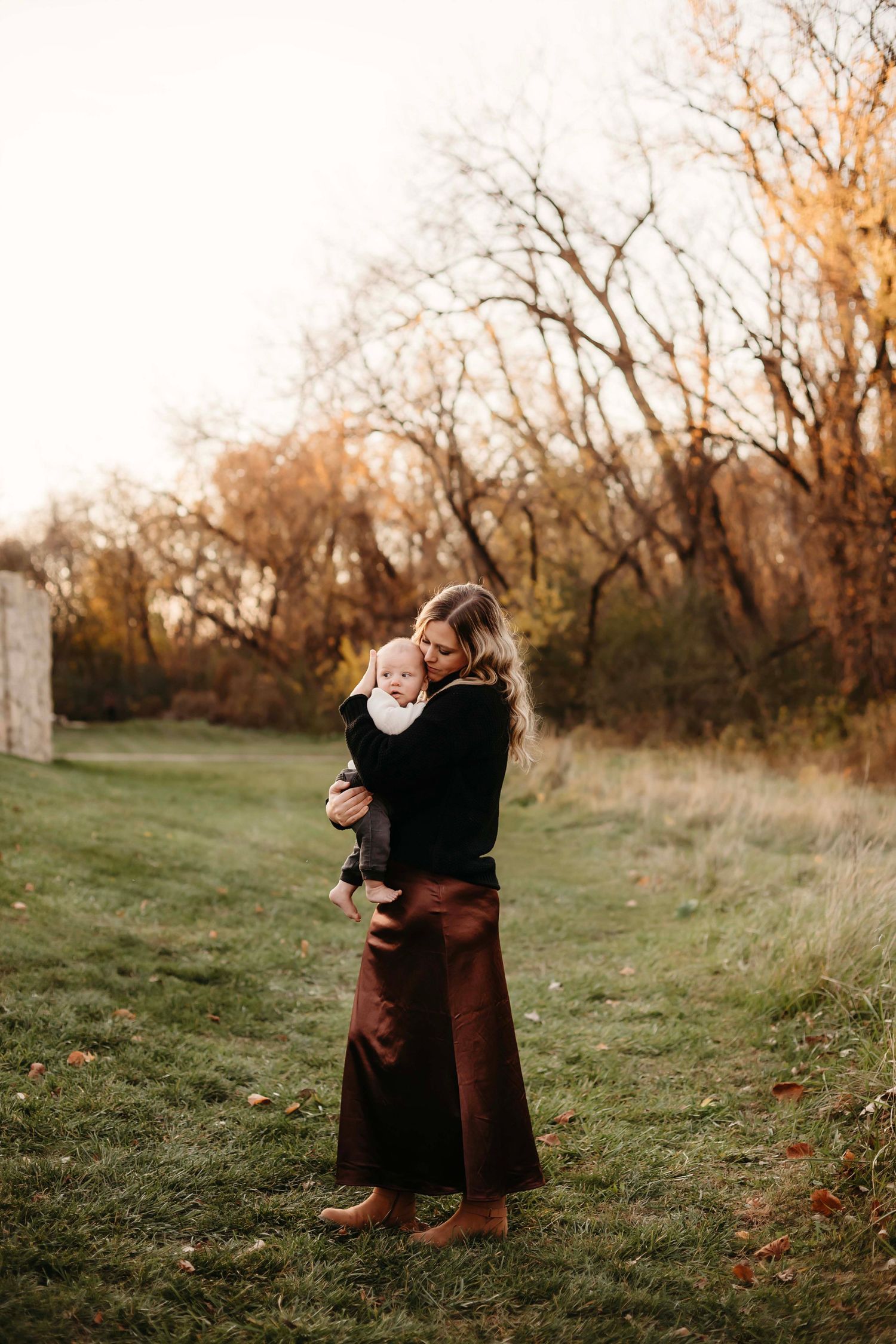 Fall Family photography with Willow & Wren Photography. Shakopee Minnesota.