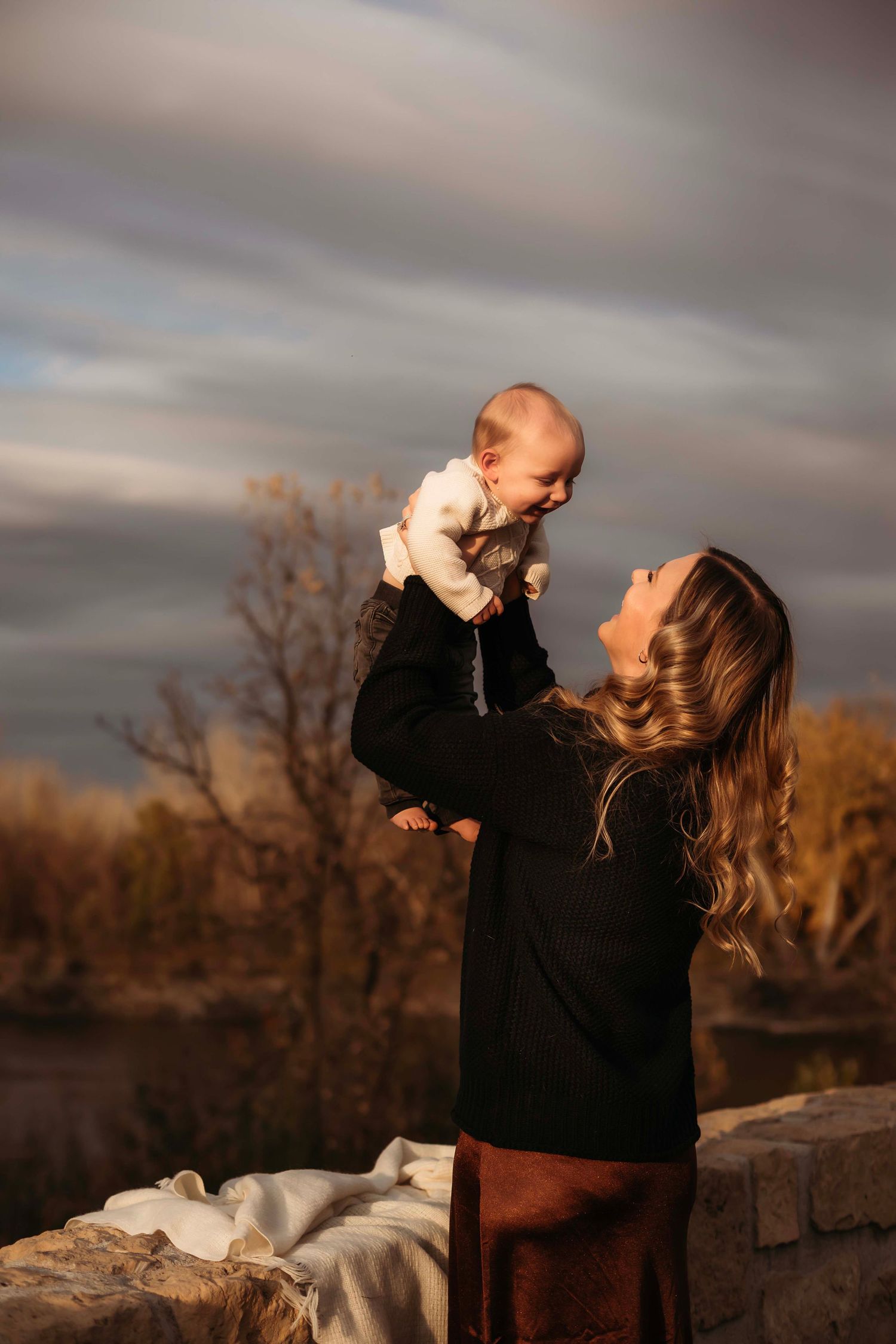 Fall Family photography with Willow & Wren Photography. Shakopee Minnesota.