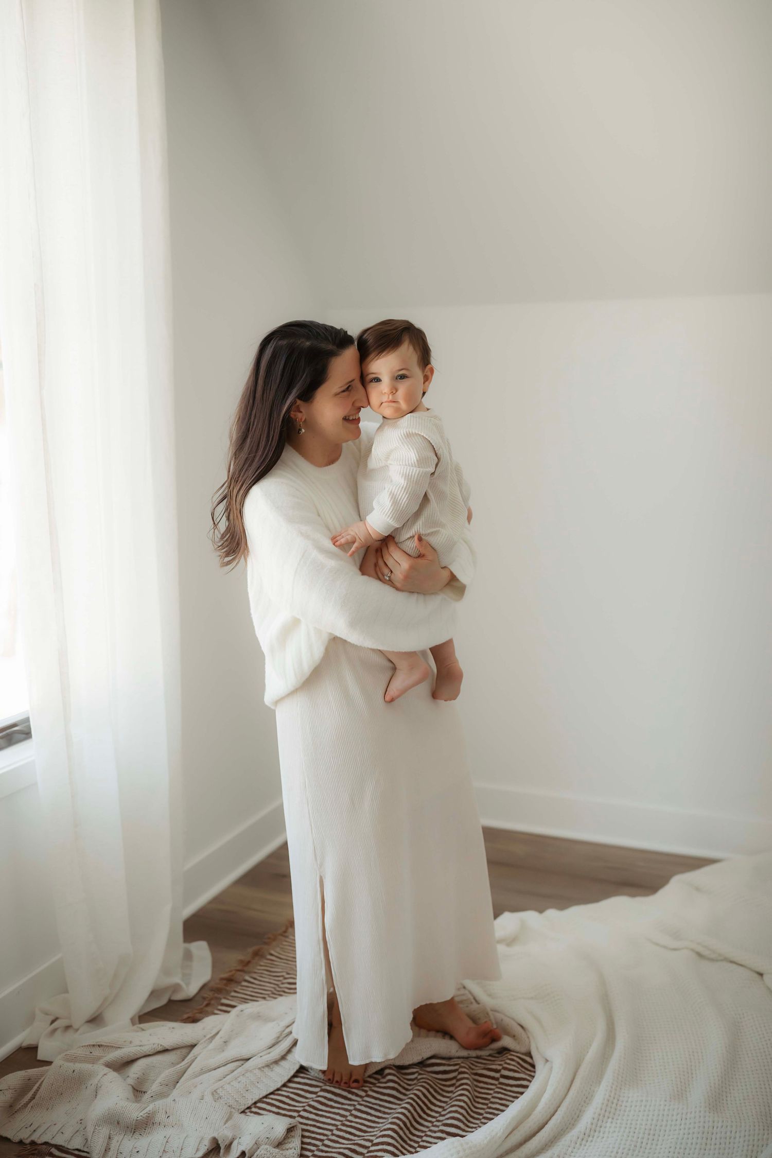 Willow & Wren Photography studio in Chaska Minnesota. Family portraits.