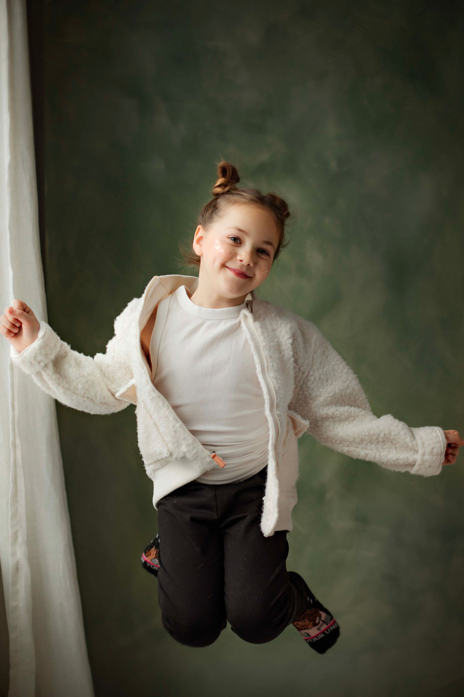 Willow & Wren Photography studio in Chaska, Minnesota. Portrait photography.