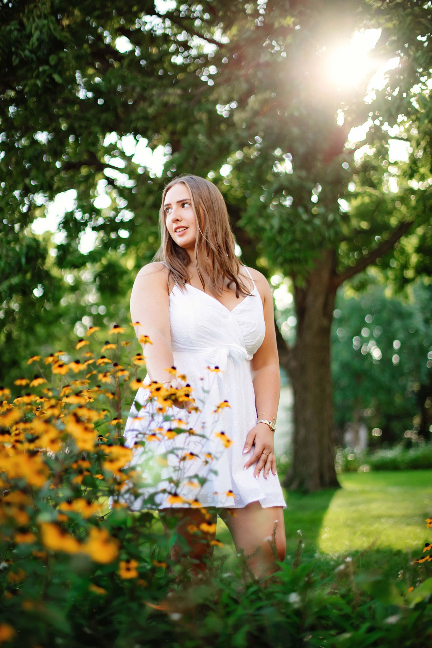 Minnesota High School Senior Photography with Willow & Wren Photography.  Downtown Chaska, Minnesota