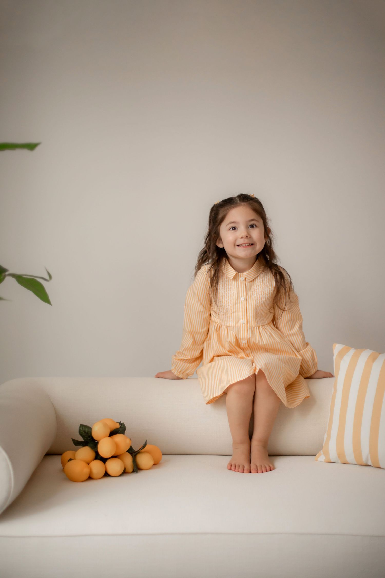 Willow & Wren Photography studio in Chaska, MN.  5 year old photography portrait session.
