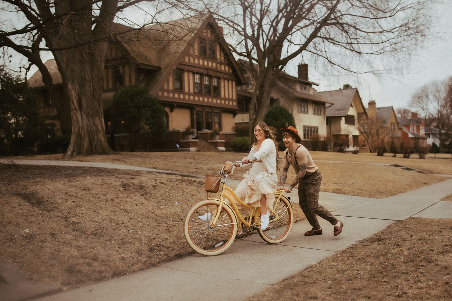 A series of connected lifestyle photos showing a vintage bicycle and interactions on a residential street in autumn.