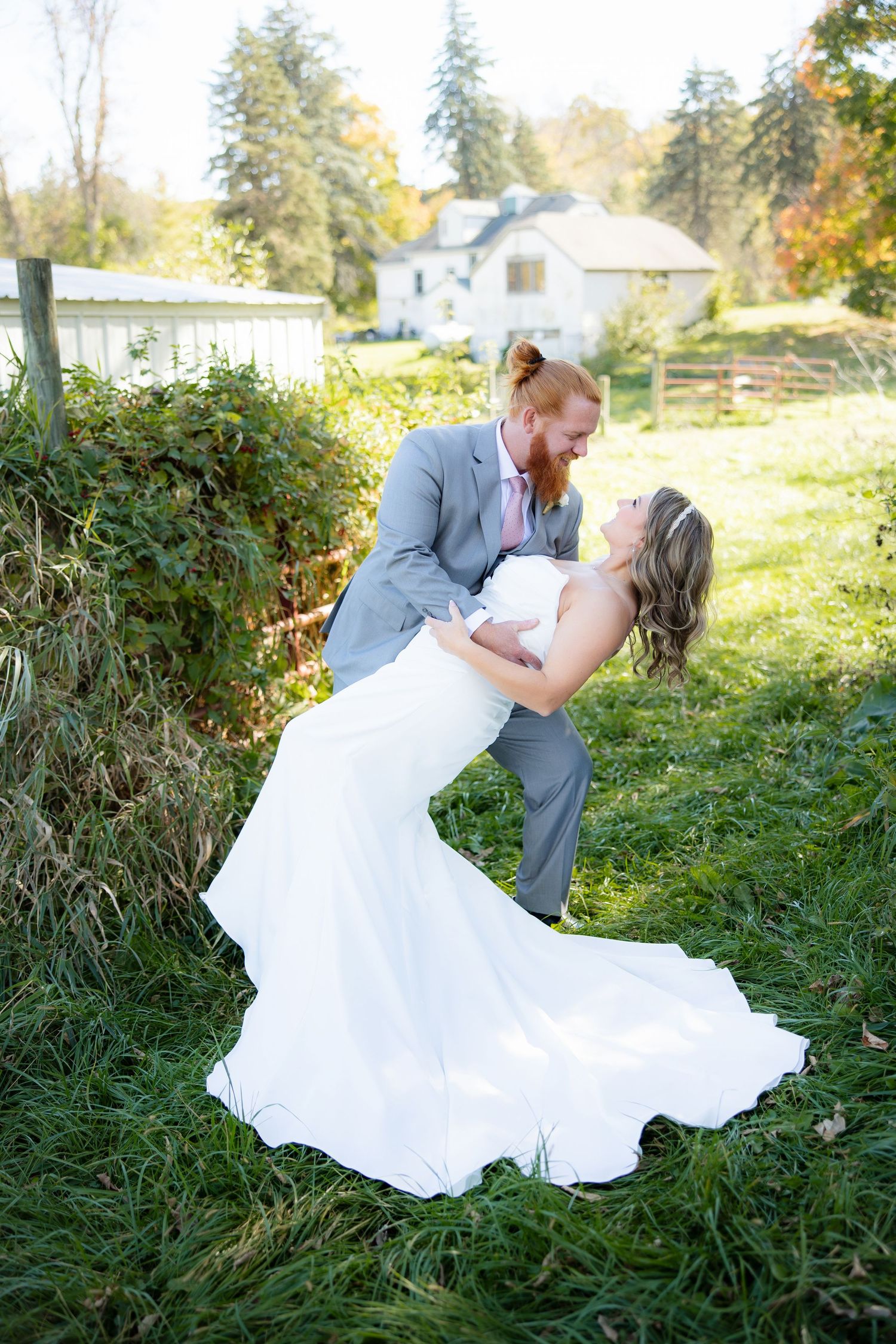 Wedding Couple. Victoria, Minnesota Wedding Photography  by Willow & Wren Photography.  Parley Lake Winery wedding.