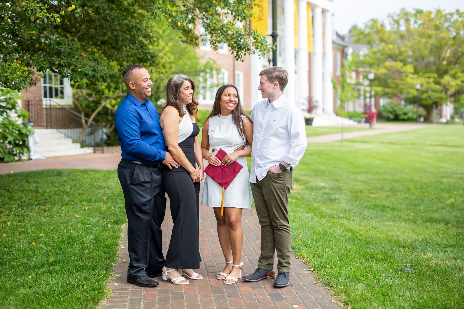 college graduation photos by Ashley chance salisbury university otter creek acres delmar de