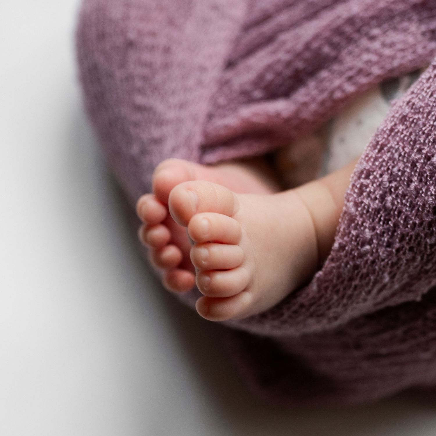 Newborn toes