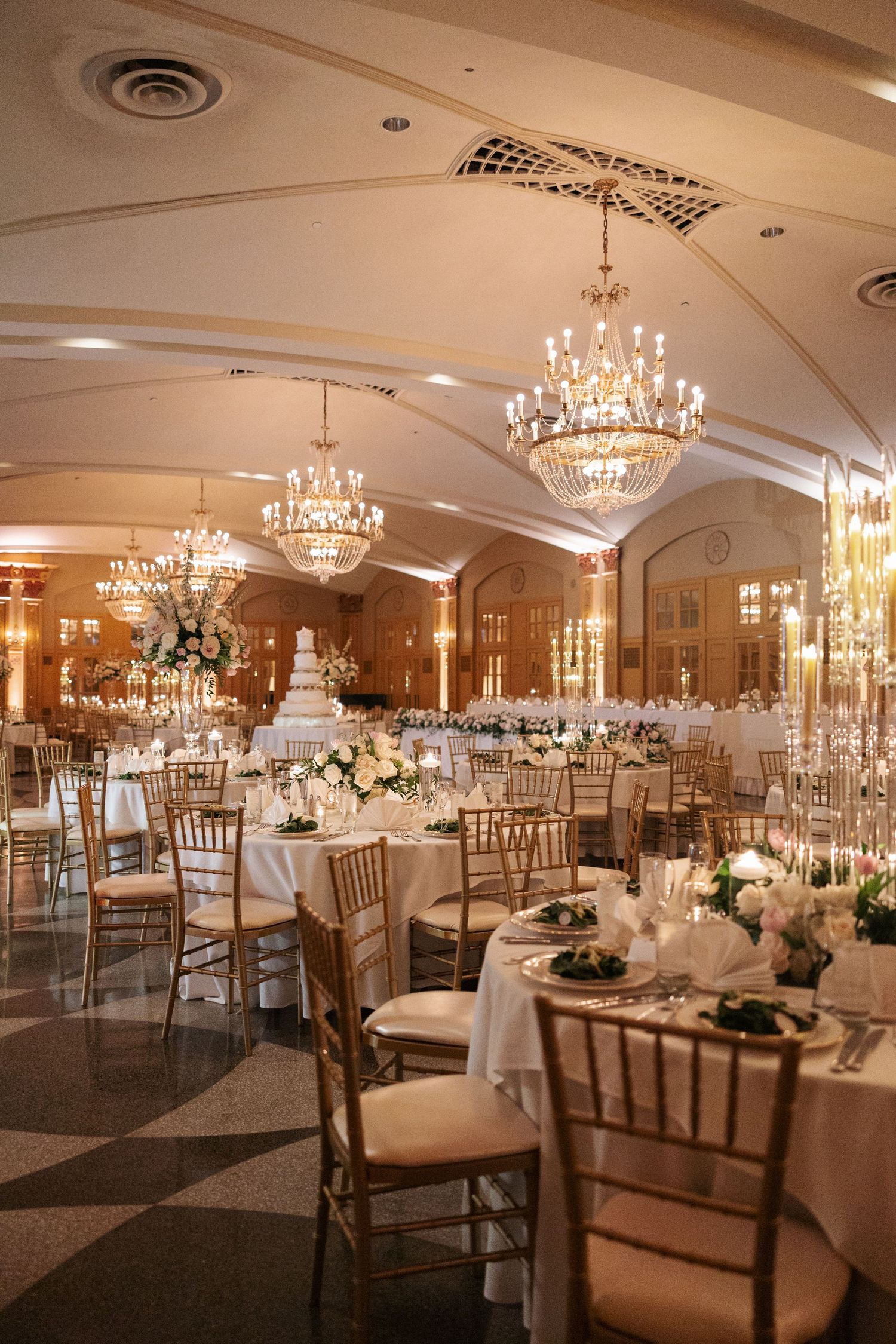Kansas City Catholic Wedding Photographer Wedding Reception Photos The President Hotel Hilton