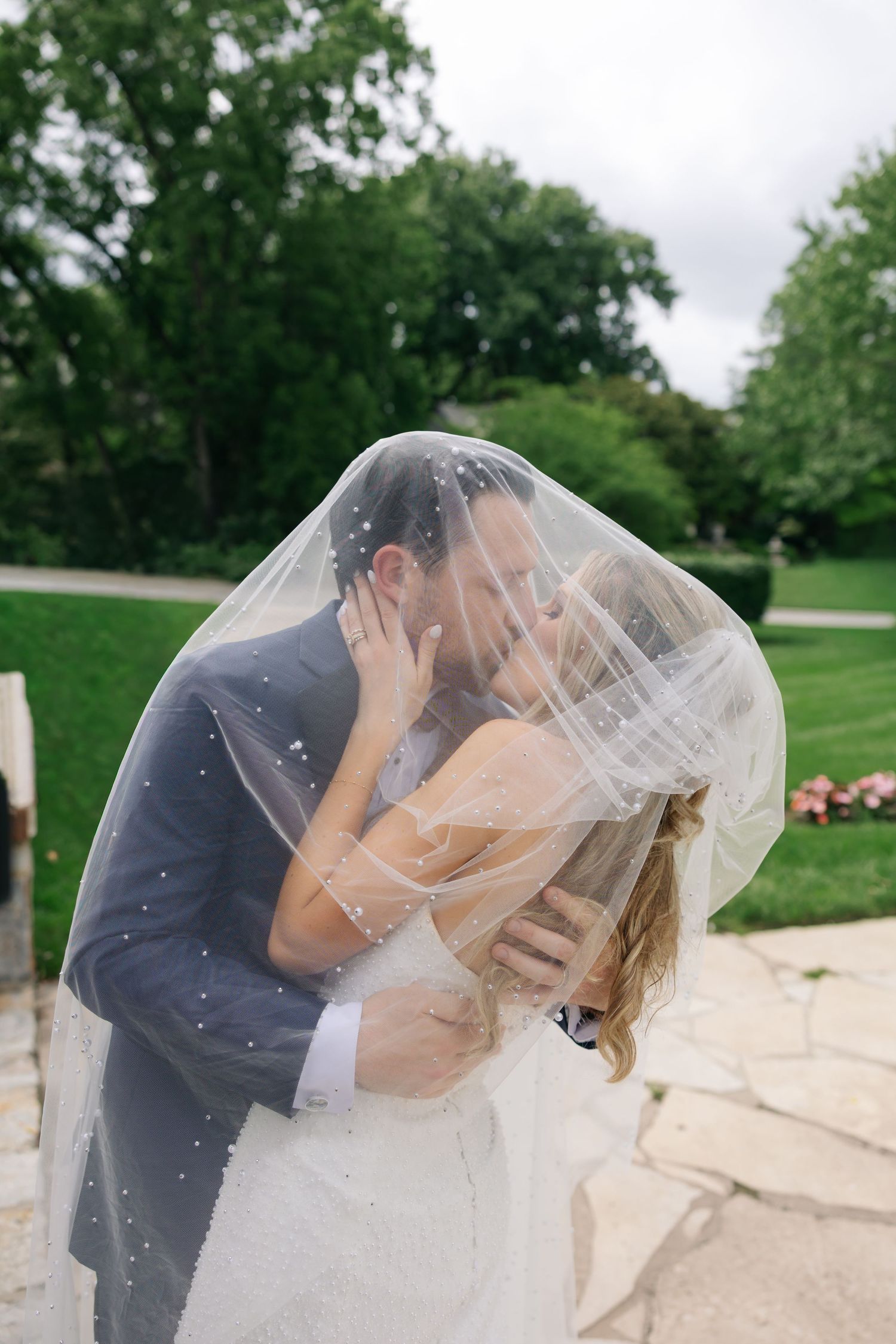 Kansas City Catholic Wedding Photographer Mission Hills Verona Columns Wedding Portraits