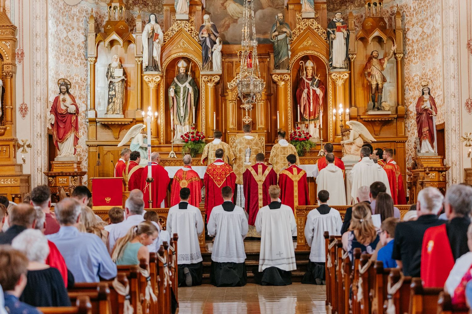 Beautiful Catholic Church shot by Mary Kate Krause Photography a Catholic Wedding Photographer from the Archdiocese of Kansas City