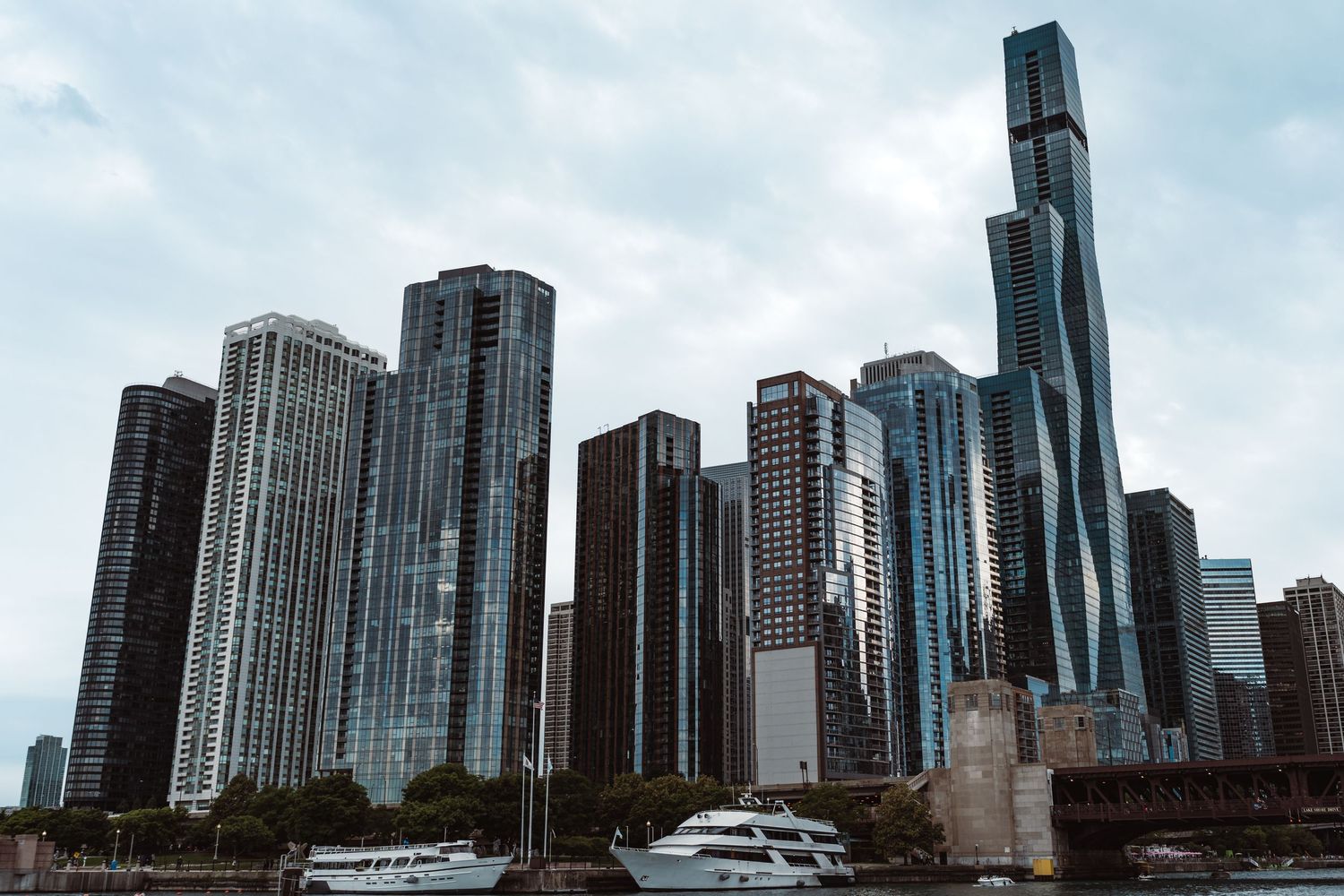 Chicago skyline along the river viewed from a Chicago Architecture Center boat tour