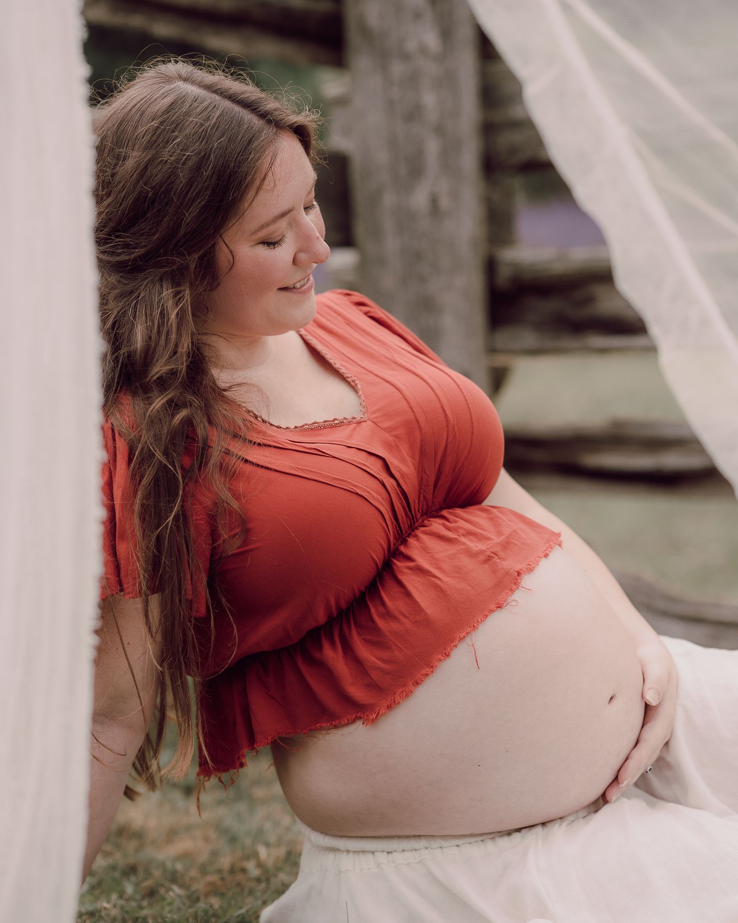 Maternity photography in Waterloo Ontario with soft natural light