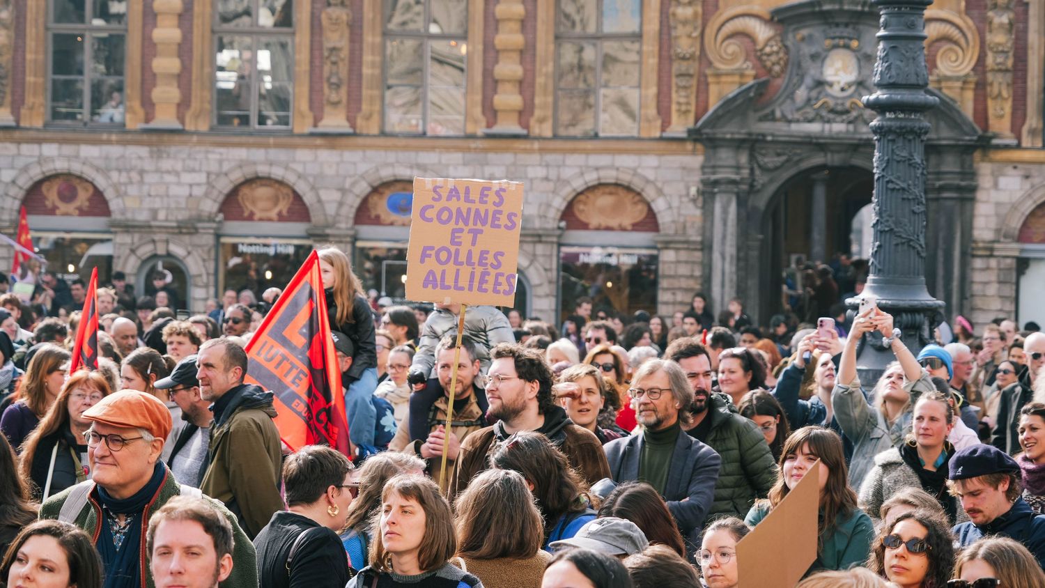 photo prise lors de la manifestation pour la journée du droit des femmes le 8 mars 2026 à Lille.