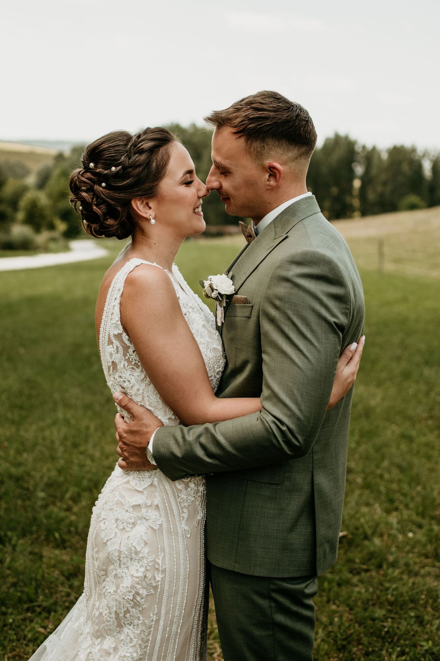 Eskővői fotózás - Szeretettel: Fanni Photo, esküvői kreatív, esküvői csokor, Dabas, Ócsa, Pest, Esztergom, Etyek, Zsámpék, Inárcs, Újhartyán